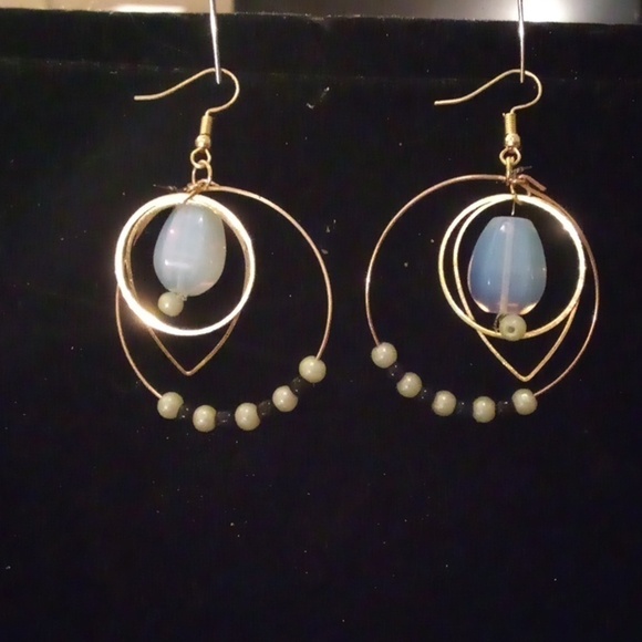 ❤️ Handmade Triple Hoop Pearl & Black Stone Dangle Earrings With Opalite Drop - Picture 1 of 5